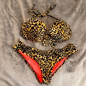 Victoria’s Secret Bikini - NEVER WORN!!